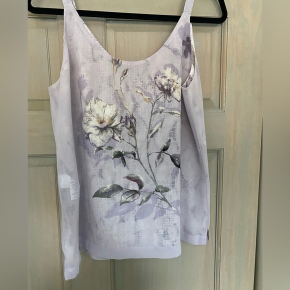 Reverseable Women’s top - size Medium - Picture 5 of 6